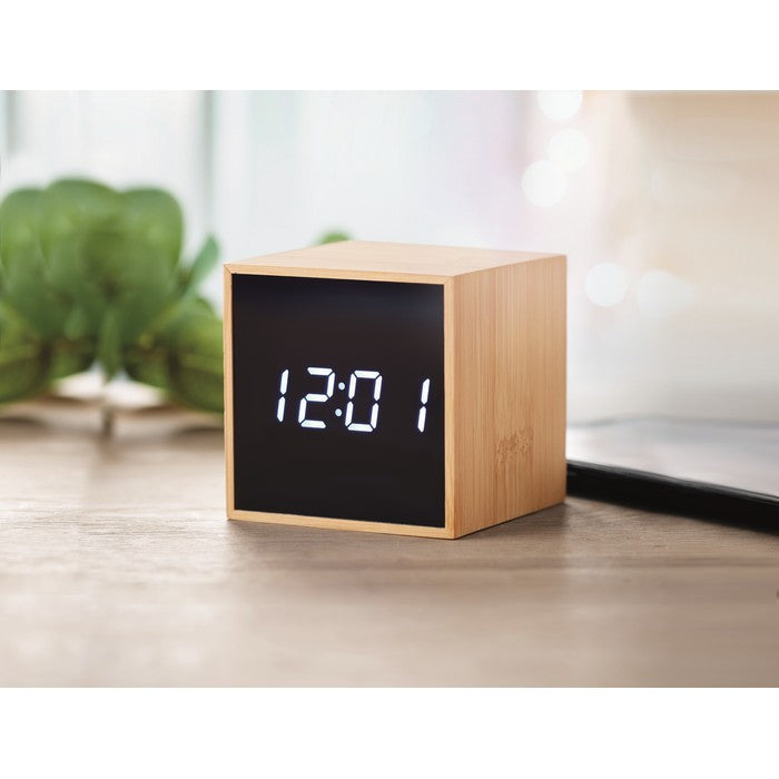 Ceas desteptator LED in bambus "Mara Clock"